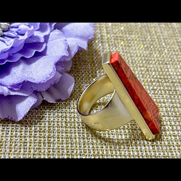 Kendra Scott ring - Picture 2 of 6
